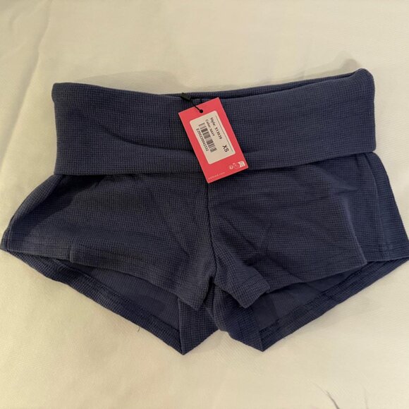 NWT Edikted Lizzy Foldover Waffle Shorts Navy XS - Picture 6 of 8
